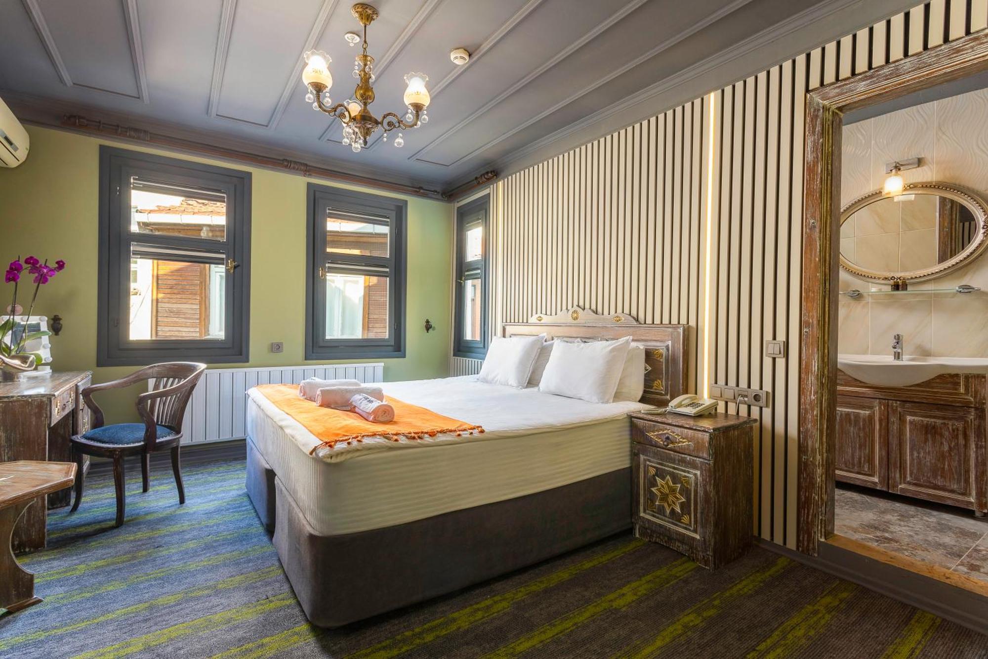 Wonder Wood Hotel Istanbul Ngoại thất bức ảnh