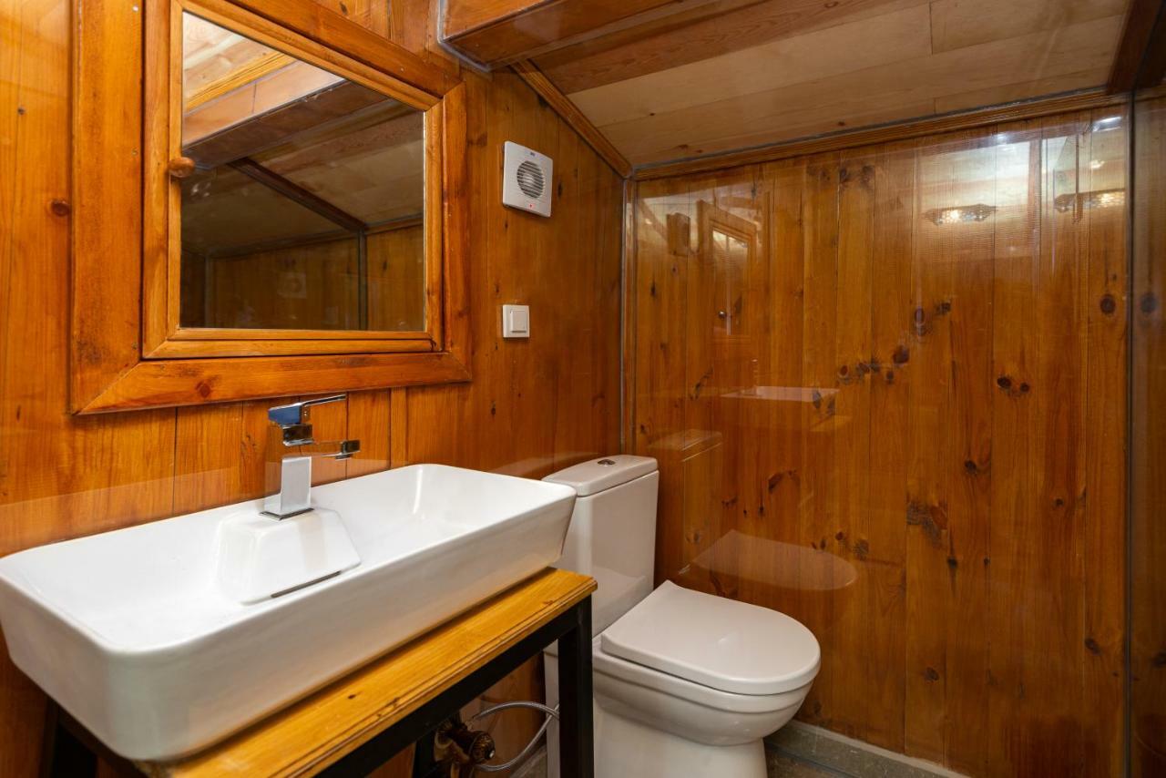 Wonder Wood Hotel Istanbul Ngoại thất bức ảnh